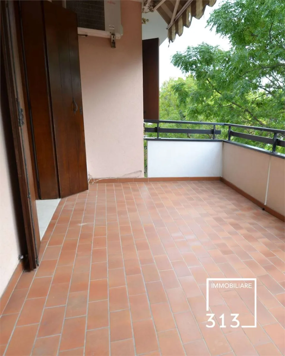 GAZZERA appartamento 2 camere 2 bagni classe D – Foto 16 di 36