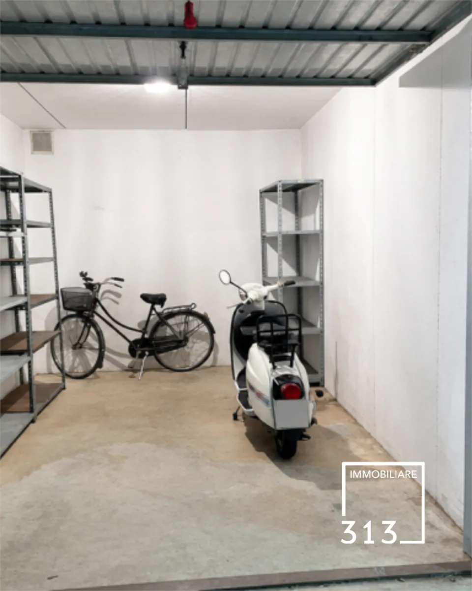 Favaro Veneto Garage di facile manovra – Foto 2 di 6