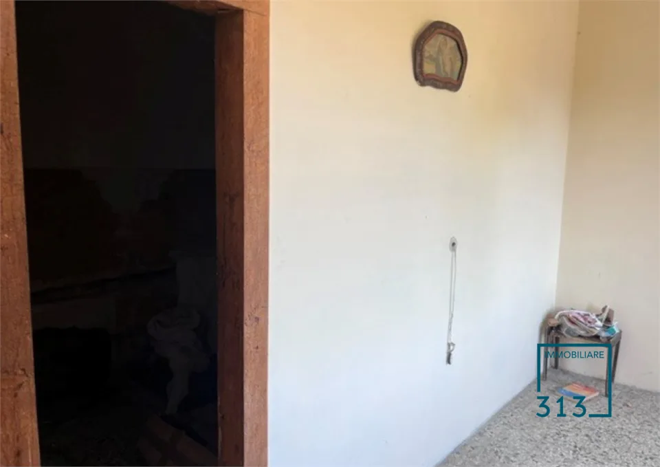 Campalto Villa da restaurare su lotto di 1600mq – Foto 13 di 15