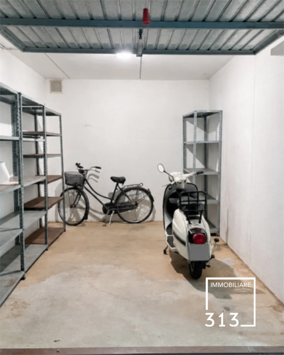 Favaro Veneto Garage di facile manovra – Foto 1 di 6